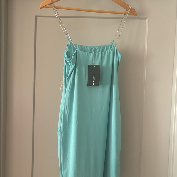 New with Tags Yareli Fashion Nova Mini Dress - Picture 5 of 6